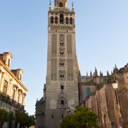 Sevilla_La_Giralda_18-03-2011_18-24-31