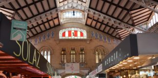 Mercato spagnolo: luoghi tipici che raccontano la storia di un paese Mercato spagnolo: luoghi tipici che raccontano la storia di un paese - Mercado Central Valencia